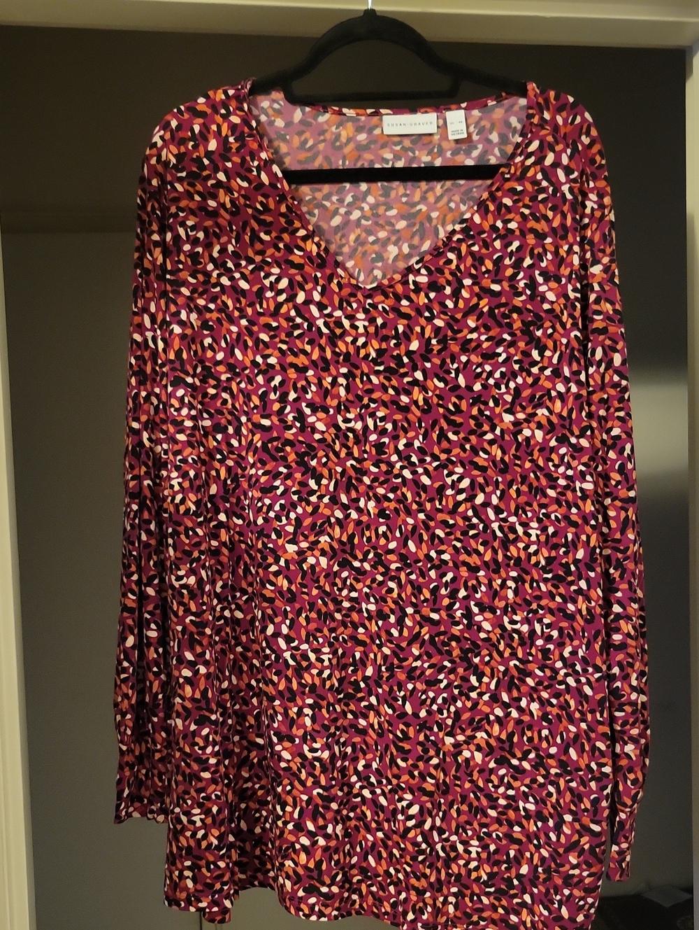 Susan Graver Set of 2 Print and Solid Liquid Knit Tops 4X New Black and Berry